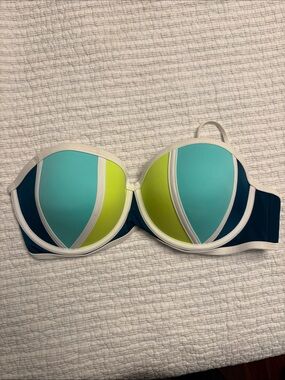 PINK Victoria's Secret White Bikini Top with Teal Accent Size Medium D-DD